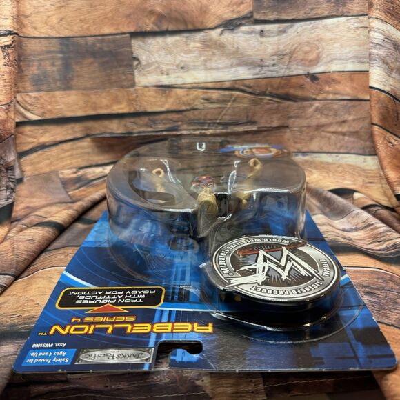 WWF Triple H Jakks Pacific Rebellion Series 4 Wrestling Action Figure Strap MOC - Picture 4 of 7